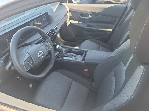 New 2026 Nissan Sentra SV w/ Floor Mat Package FWD image 9