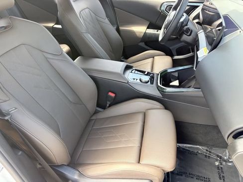 Certified 2025 BMW X3 xDrive30i w/ Premium Package AWD/4WD image 11