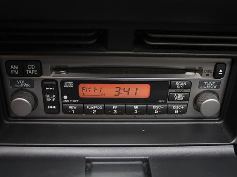 Used 2002 Honda S2000 image 27