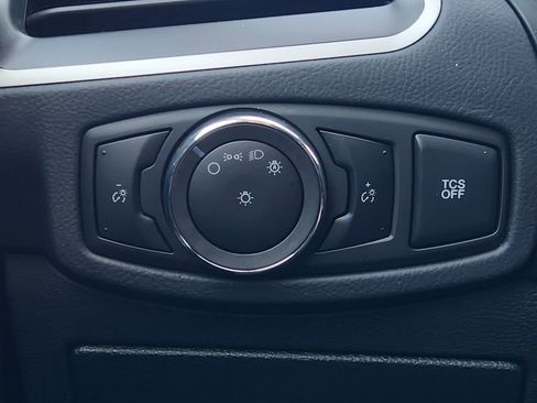 Used 2024 Ford Edge SEL image 23