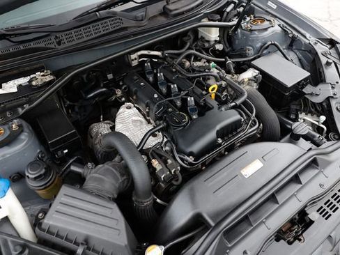 Used 2011 Hyundai Genesis 2.0T image 47