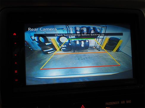 Used 2014 GMC Acadia SLT image 18