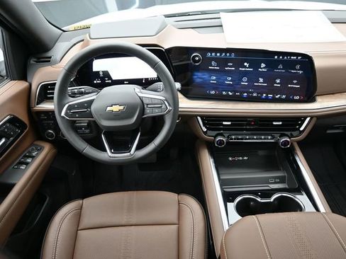 New 2026 Chevrolet Tahoe High Country w/ Sun And Tow Package image 24