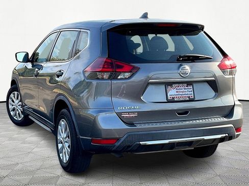 Used 2018 Nissan Rogue S image 10