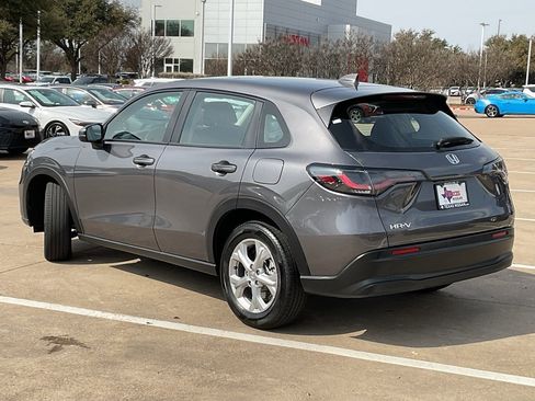 Used 2025 Honda HR-V LX image 7