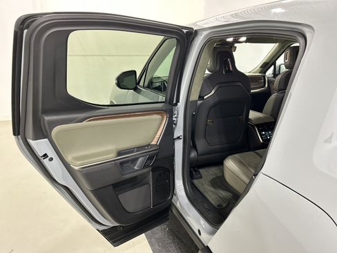 Used 2023 Rivian R1T Adventure Quad AWD/4WD image 17