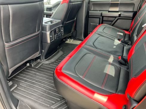 Used 2019 Ford F150 Lariat w/ Equipment Group 502A Luxury AWD/4WD image 18