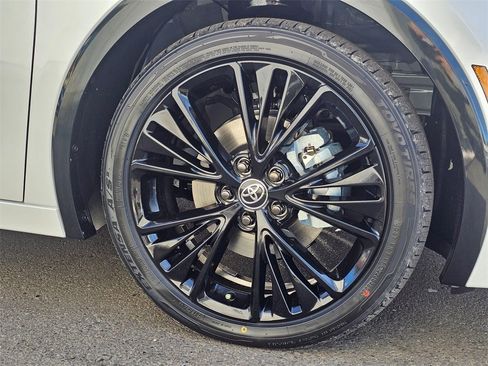 New 2026 Toyota Prius Plug-In Hybrid image 13