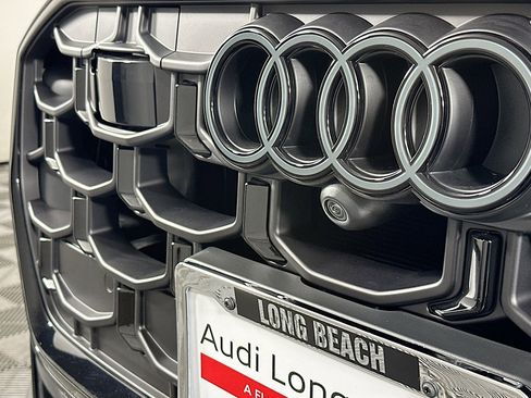 New 2026 Audi Q8 Premium Plus image 14