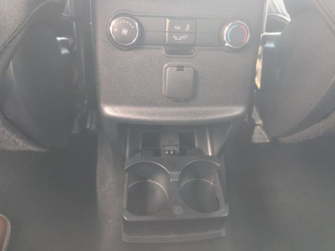 Used 2016 Ford Explorer XLT image 26