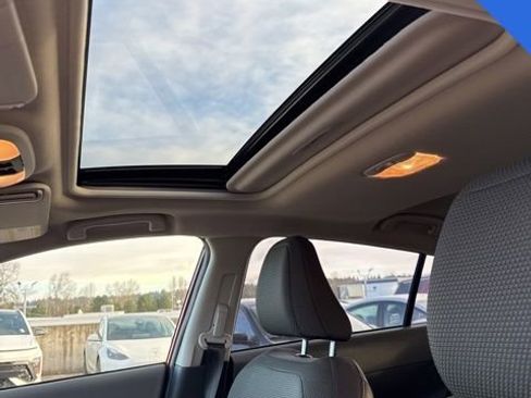 Certified 2024 Subaru Crosstrek 2.0i Premium image 9