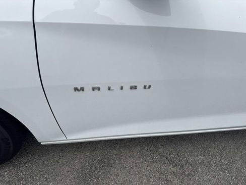 Used 2024 Chevrolet Malibu LT FWD image 15