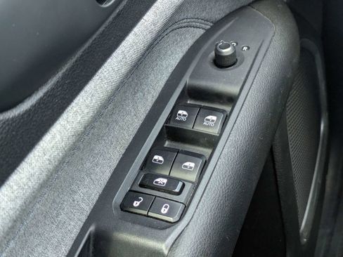 Used 2024 Jeep Compass Latitude AWD/4WD image 22