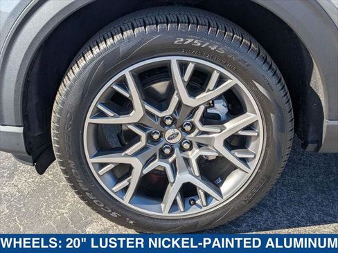 Used 2025 Ford Explorer Platinum w/ Ultimate Package image 9