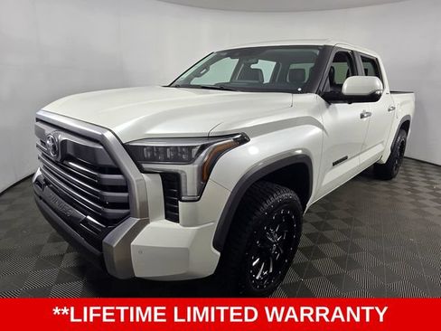 Used 2023 Toyota Tundra Limited AWD/4WD image 3