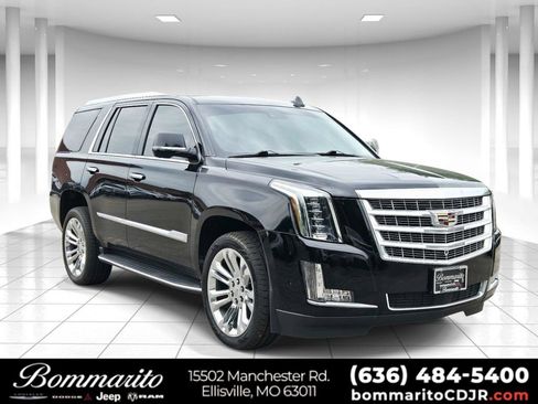 Used 2018 Cadillac Escalade Premium Luxury w/ LPO, Radiant Package AWD/4WD image 1