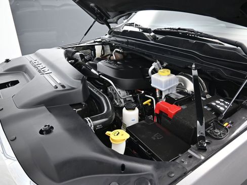 Used 2023 RAM 2500 Tradesman image 13