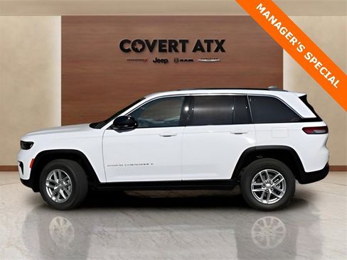 New 2025 Jeep Grand Cherokee Laredo X w/ Luxury Tech Group I image 2