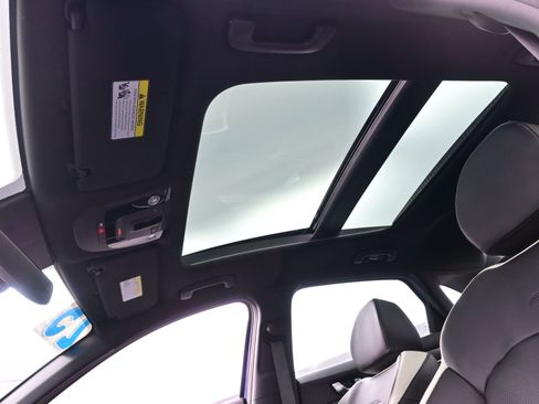 Used 2025 Kia K5 GT-Line w/ GT-Line Premium Package image 18