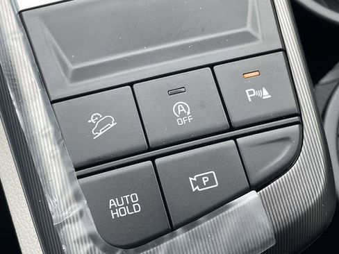 New 2026 Kia Sportage EX FWD image 39
