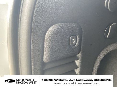 Used 2021 Jeep Grand Cherokee Overland AWD/4WD image 33