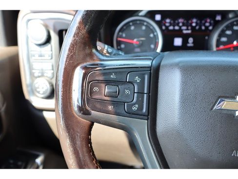 Used 2020 Chevrolet Silverado 2500 LTZ w/ LTZ Premium Package image 24