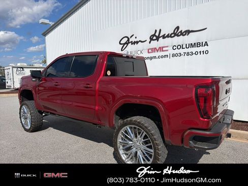 Used 2021 GMC Sierra 1500 AT4 w/ AT4 Value Package AWD/4WD image 3