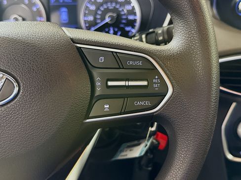 Used 2020 Hyundai Santa Fe SE FWD image 15