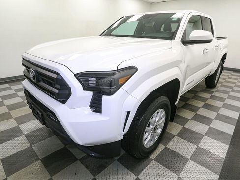 New 2026 Toyota Tacoma SR5 image 4