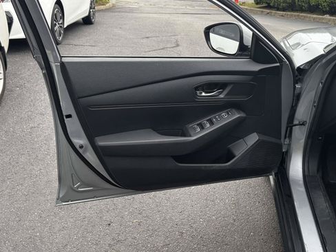 Used 2023 Honda Accord LX image 16