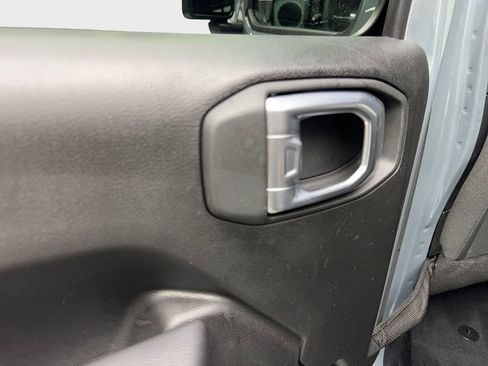 Used 2024 Jeep Wrangler Willys image 40