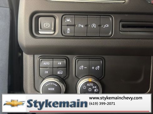 Used 2021 GMC Yukon XL SLT image 19