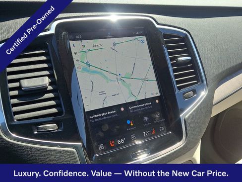 Certified 2023 Volvo XC90 B6 Plus w/ Protection Package Premier AWD/4WD image 18
