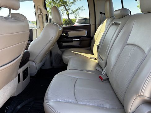 Used 2018 RAM 2500 Laramie AWD/4WD image 13