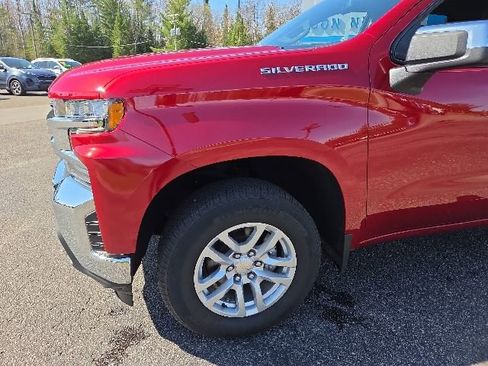 Used 2021 Chevrolet Silverado 1500 LT AWD/4WD image 13