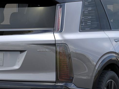 New 2026 Cadillac Vistiq Sport image 41