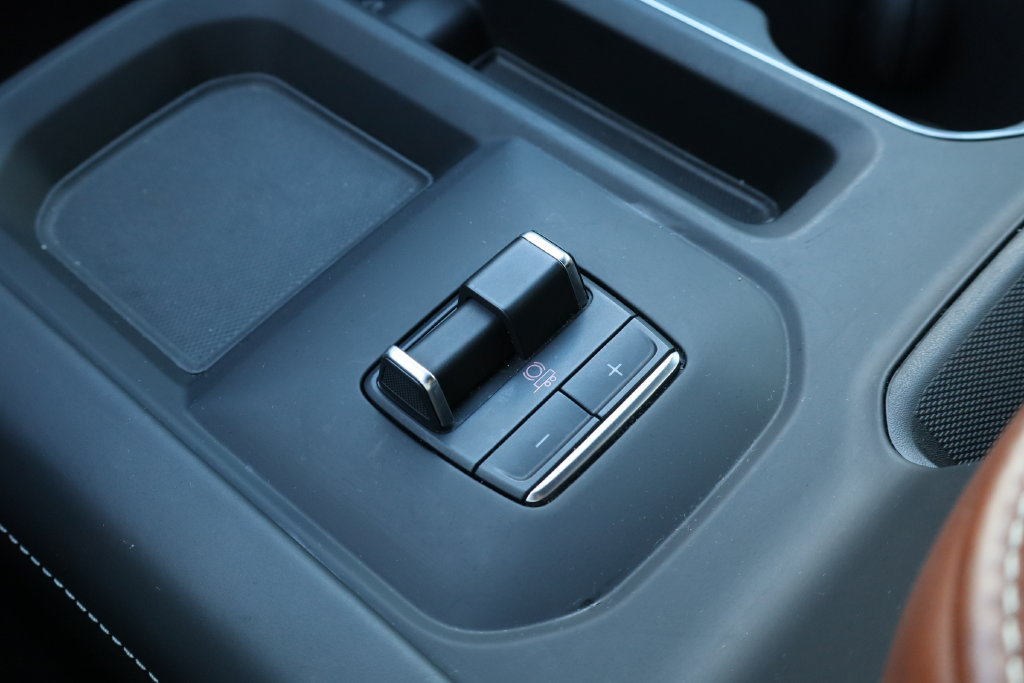 Certified 2025 GMC Sierra 2500 Denali Ultimate AWD/4WD image 20