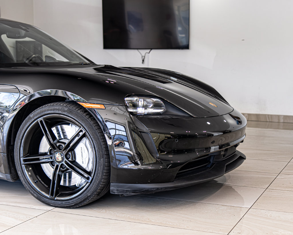 Used 2020 Porsche Taycan 4S w/ Premium Package AWD/4WD image 3
