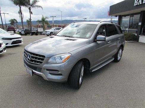 Used 2013 Mercedes-Benz ML 350 4MATIC image 3