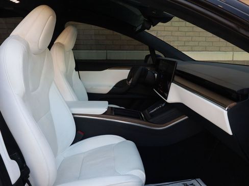 Used 2023 Tesla Model X AWD/4WD image 26