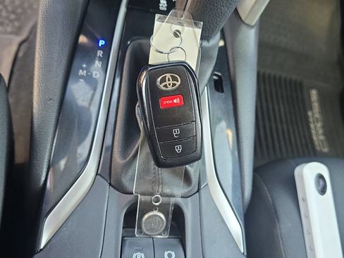 Used 2022 Toyota Corolla Cross LE w/ Moonroof Package AWD/4WD image 30