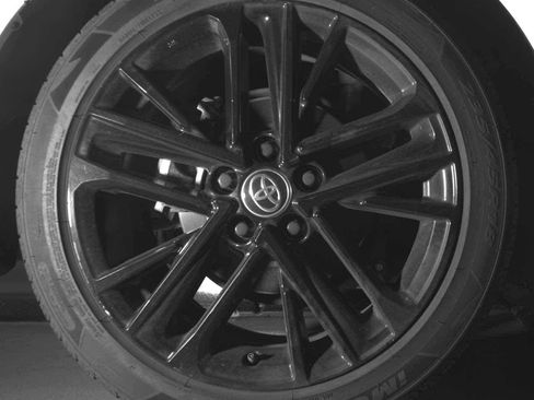 Used 2025 Toyota Camry SE image 20