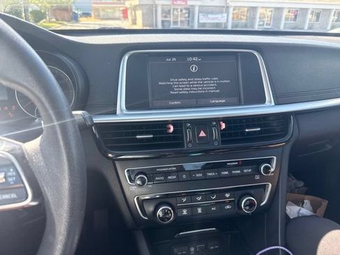 Used 2019 Kia Optima LX FWD image 8