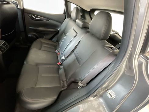 Used 2018 Nissan Rogue Sport SL AWD/4WD image 22