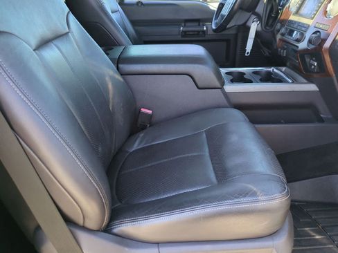 Used 2012 Ford F250 Lariat w/ Lariat Ultimate Pkg AWD/4WD image 23