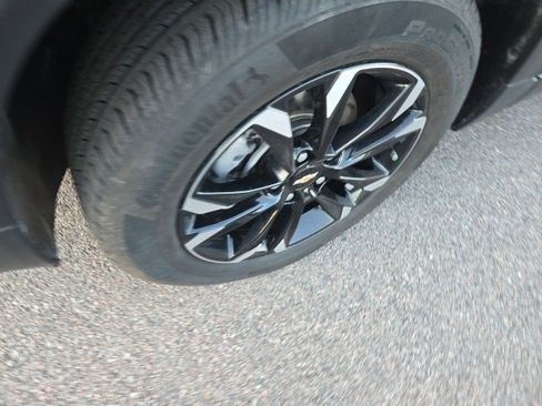 Used 2023 Chevrolet TrailBlazer LT w/ Convenience Package image 9