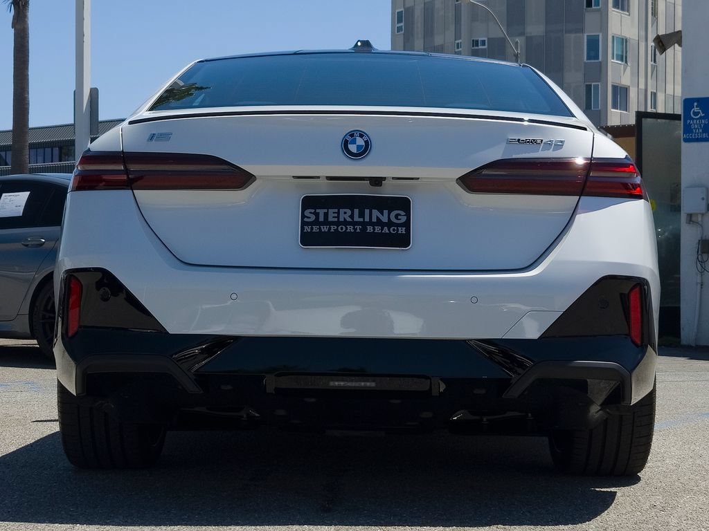 New 2027 BMW i5 eDrive40 w/ M Sport Package RWD image 16