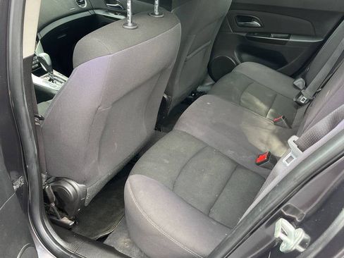 Used 2014 Chevrolet Cruze LT FWD image 13