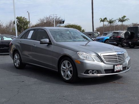 Used 2011 Mercedes-Benz E 350 Sedan image 3