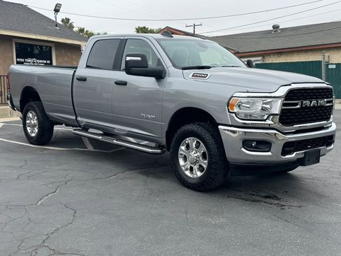 Used 2024 RAM 2500 Big Horn AWD/4WD image 5